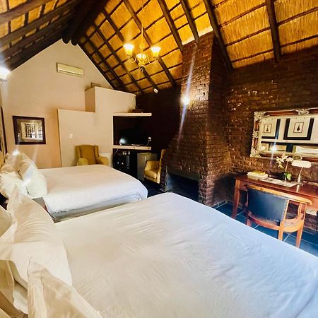 Pretoria Mansion Boutique Hotel Coral Tree ภายนอก รูปภาพ