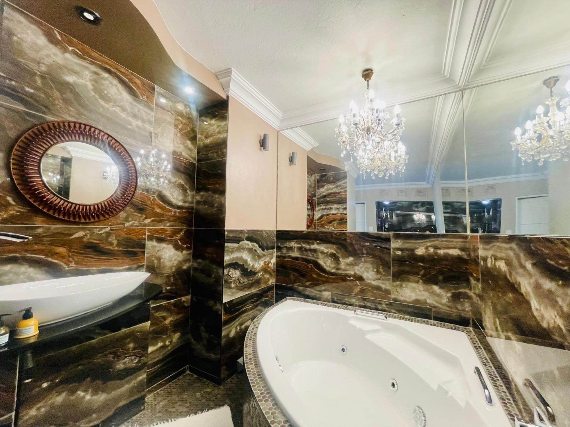 Pretoria Mansion Boutique Hotel Coral Tree ภายนอก รูปภาพ