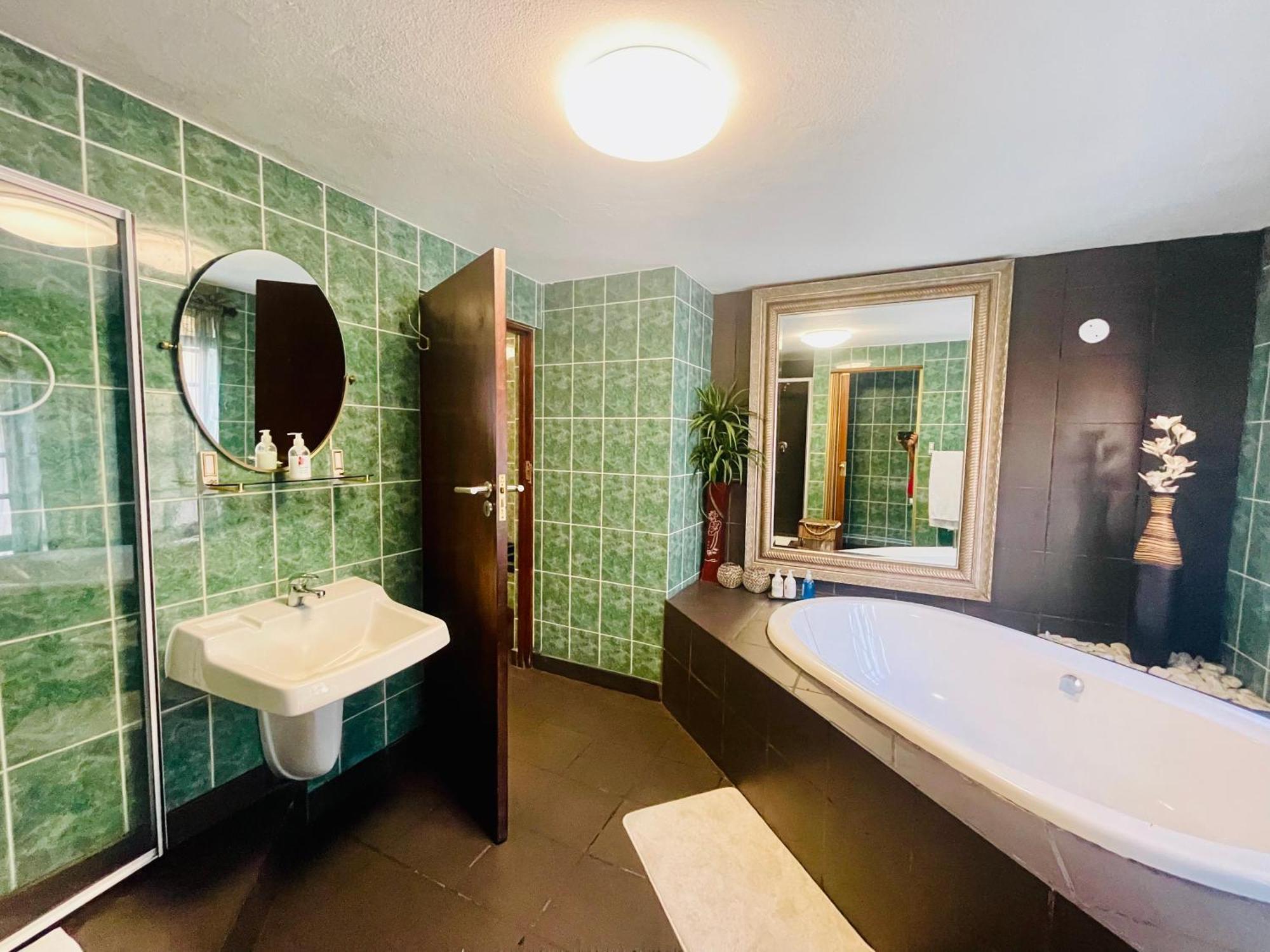 Pretoria Mansion Boutique Hotel Coral Tree ภายนอก รูปภาพ